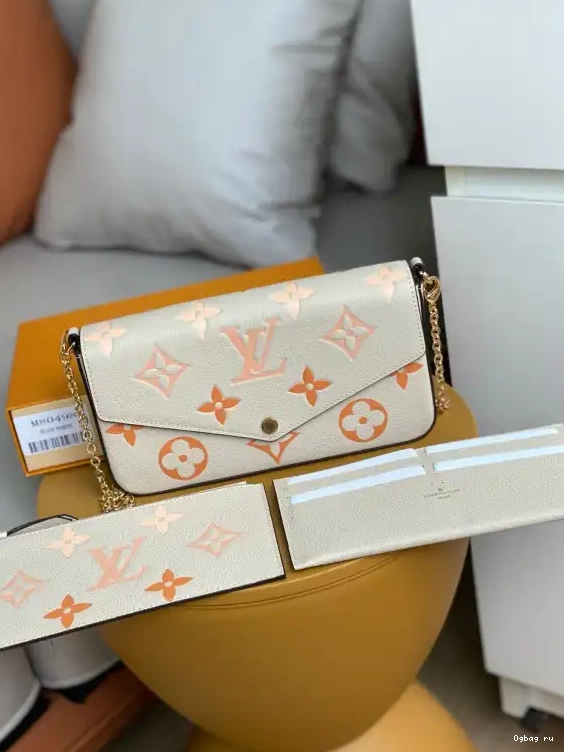 VUITTON FÉLICIE LOUIS POCHETTE 0614